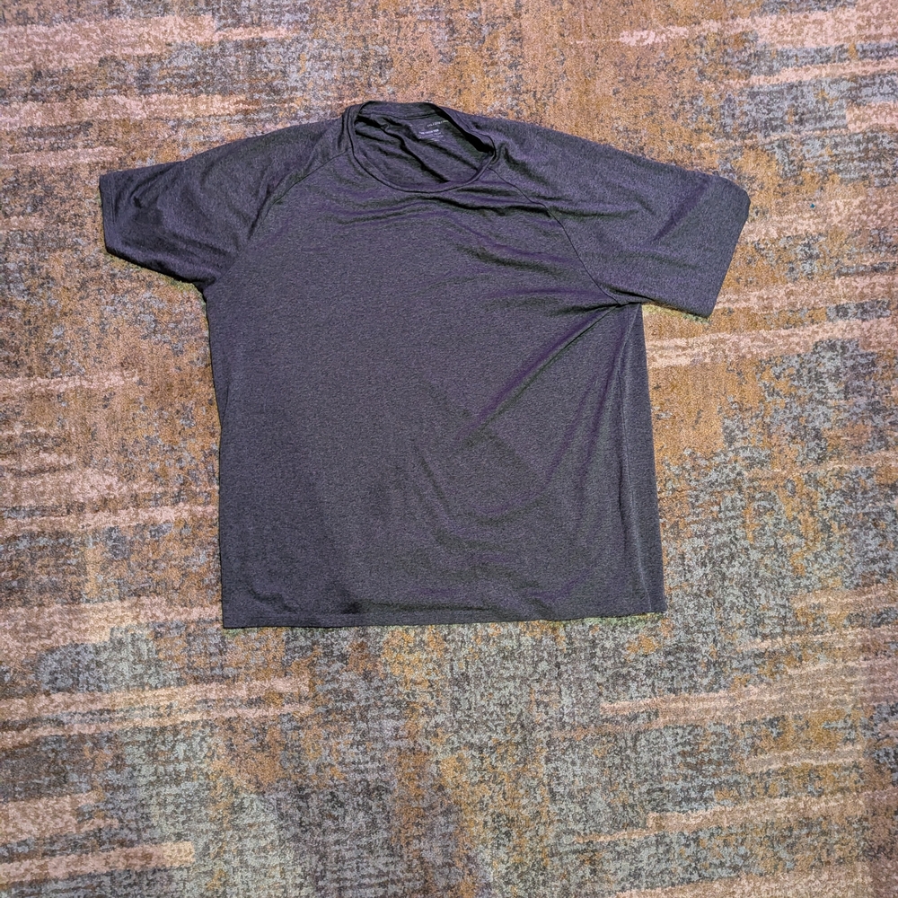Under Armour Dark Gray Short Sleeve Tee